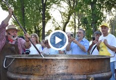 Популярният готвач получи приз Отличен кулинарен дюлгер от кмета на