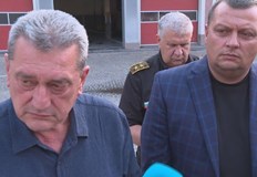 Хеликоптер от Унгария кацна в Пловдив за борба с пожаритеПървият