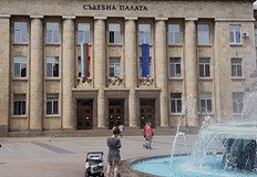 Термометърът показа над 42 градуса към 15 00 часа докато абсолютният