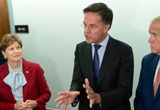 Марк Рюте призова трите държави да се обадят на Путин