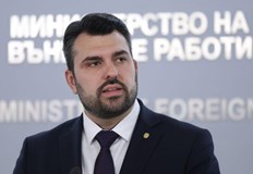МВнР реагира след извикването на посланика в Скопие и нападките