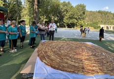 Тазгодишното кулинарно изкушение е с диаметър 4 метраТретото издание на