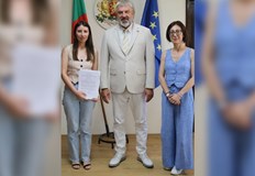 Бъдещата юристка Айсел Алиева определи практиката си като вдъхновяваща и