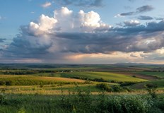 Очакват се гръмотевични валежи в Лудогорието и градушки в планинските