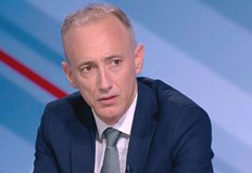 Образователният министър обяви законодателни промени и нови изисквания за изпитите