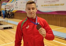 Гимнастикът скъса предна кръстна връзка и менискус при приземяване на