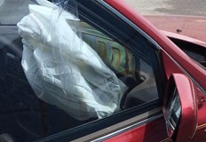 При пътното произшествие са участвали мотоциклет и два автомобилаТежка катастрофа