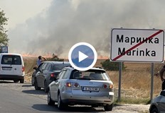 Огнената стихия е локализирана осем екипа продължават гасенетоПожарът край бургаското