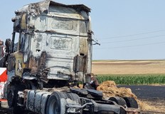 Трафикът на леки автомобили се пренасочва по общинската пътна мрежаТежкотоварен