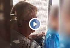 Жената водела разговори за маникюра си по време на шофиранетоШокиращи