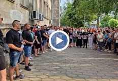 Близките искат справедливост след решението на съда да пусне 19 годишния