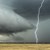 Валежи с гръмотевици се задават в Източна България Валежи с гръмотевици се задават в Източна България