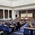 Парламентът решава за заплатите на младите лекари