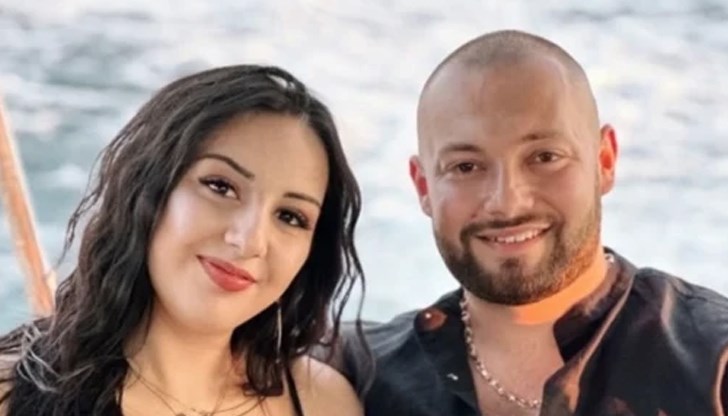 23-годишният таксиметров шофьор мислел да предложи брак на 19-годишната Айтен 23-годишният таксиметров шофьор мислел да предложи брак на 19-годишната Айтен