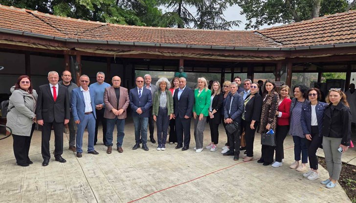 Заседанието ще се проведе в село Букшани с посещение на един от най-големите производители на колбаси в Румъния Заседанието ще се проведе в село Букшани с посещение на един от най-големите производители на колбаси в Румъния