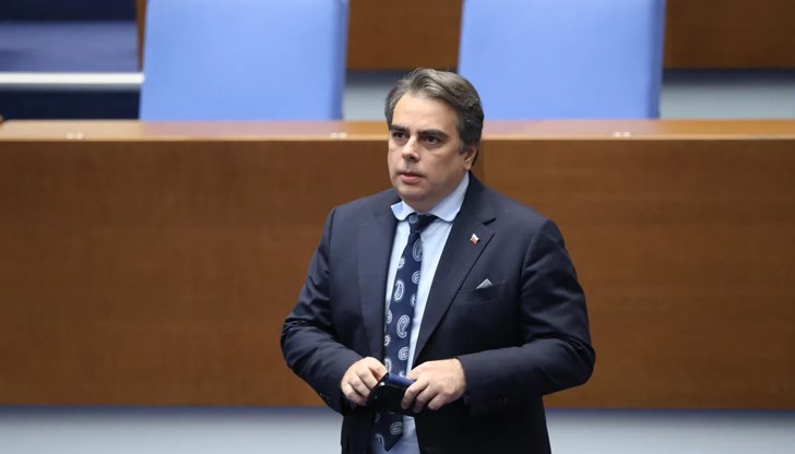 Политиката на "постната пица" и "стабилната бедност" се върна като отмъщение към народа Политиката на "постната пица" и "стабилната бедност" се върна като отмъщение към народа