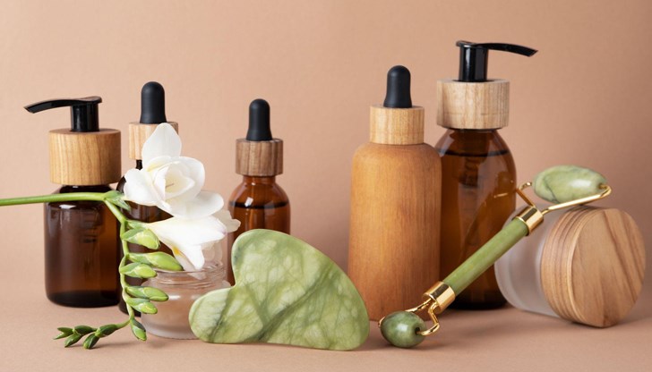 коса, лято, слънцезащита, хидратация, масла, грижа, козметика, скалп, термозащита, здраве