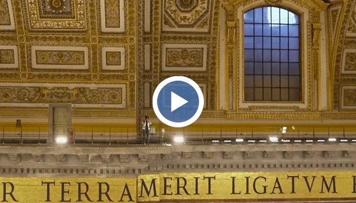 Френската държава ще получи подарък дигитален близнак на известния храм