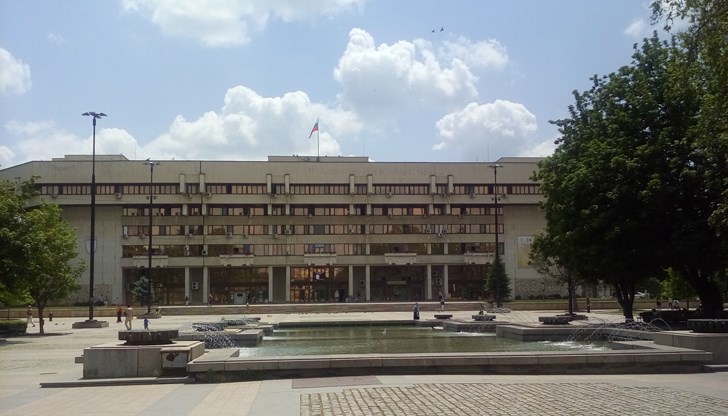 Максималната температура към 18:00 часа бе измерена на сянка