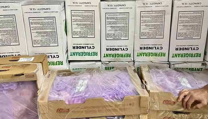 Един мъж е задържан за 24 часа, превозвал контрабандната стока от Турция през ГКПП "Капитан Андреево"