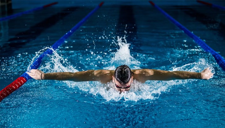 Мярката важи за шампионата по водни спортове в Сингапур