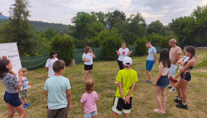 Три дни приятелства и емоции в Елена зарадваха младите участници Три дни приятелства и емоции в Елена зарадваха младите участници