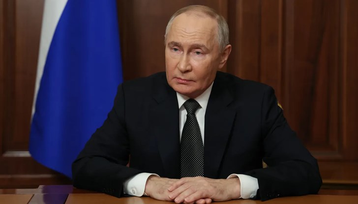 Руският президент се включи по видеовръзка в срещата в Рио де Жанейро заради заповедта за арест на МНС Руският президент се включи по видеовръзка в срещата в Рио де Жанейро заради заповедта за арест на МНС