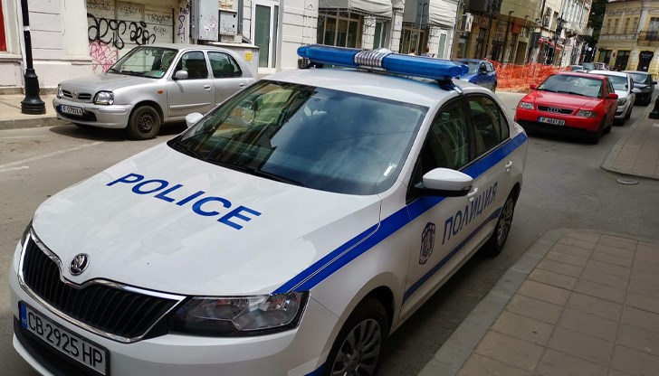 33-годишният мъж е настанен в болница с опасност за живота 33-годишният мъж е настанен в болница с опасност за живота