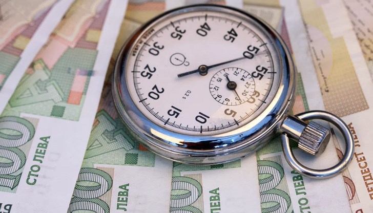 От символ на националната идентичност до последните месеци преди еврото От символ на националната идентичност до последните месеци преди еврото