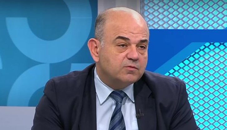 Въпреки първоначалните трудности няма да има драстични промени на пазара, успокоява председателят на ДКСБТ Въпреки първоначалните трудности няма да има драстични промени на пазара, успокоява председателят на ДКСБТ