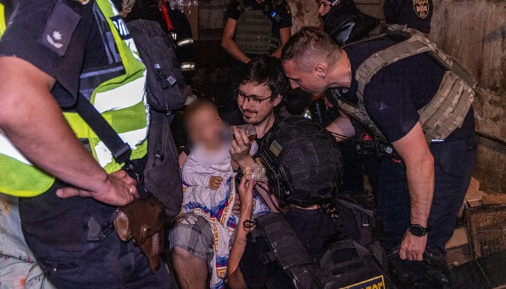 Сериозни разрушения и пожари след нощни атаки в няколко украински региона, има и загинал човек