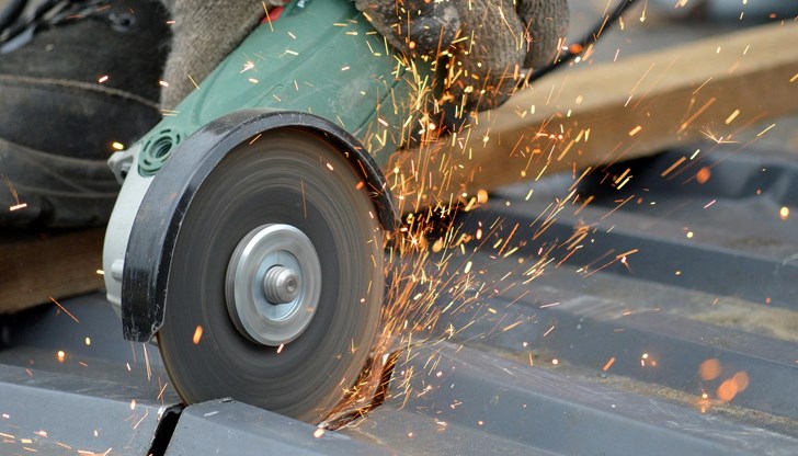 През почивните дни дежурните екипи на РДПБЗН – Русе са реагирали на 8 сигнала През почивните дни дежурните екипи на РДПБЗН – Русе са реагирали на 8 сигнала