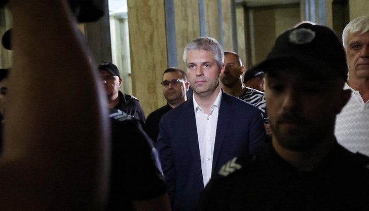 Бизнесменът Ивайло Маринов е пуснат срещу подписка след осемчасово заседание