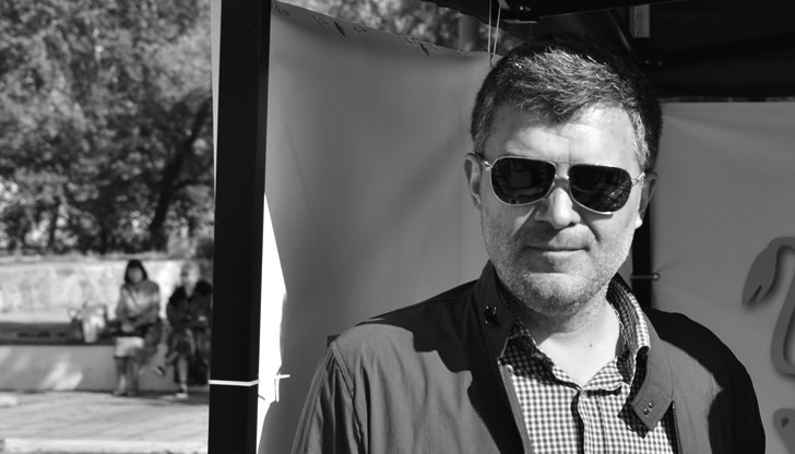 Внукът на Тодор Живков издъхна внезапно на същата дата, на която почина майка му преди 44 години Внукът на Тодор Живков издъхна внезапно на същата дата, на която почина майка му преди 44 години