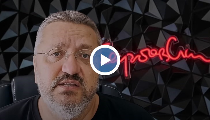 Журналистът сравнява нацията с прасе във ферма, което чака смеските преди клането