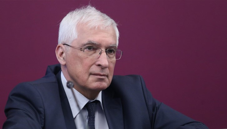 Боян Дуранкев: Еврото няма да вдигне цените, но търговците ще ги закръглят Боян Дуранкев: Еврото няма да вдигне цените, но търговците ще ги закръглят