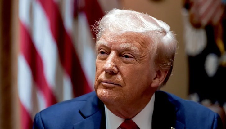 Медийната компания избегна съдебен процес, парите отиват за президентската библиотека