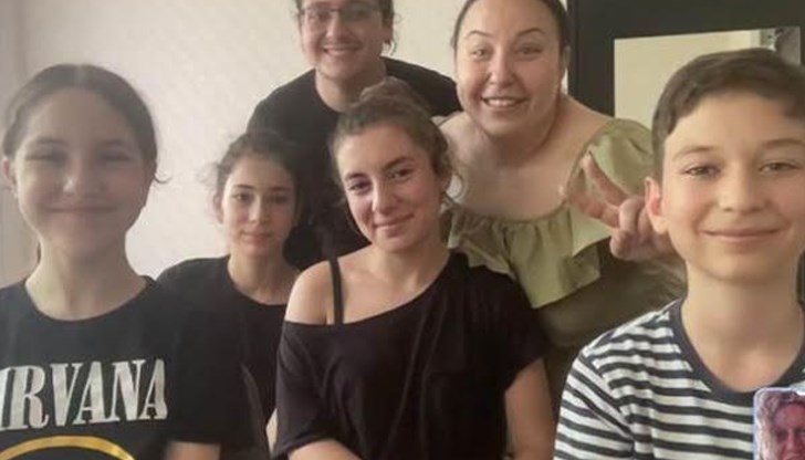 "Подкастът на децата" стартира със среща с Георги Ненов