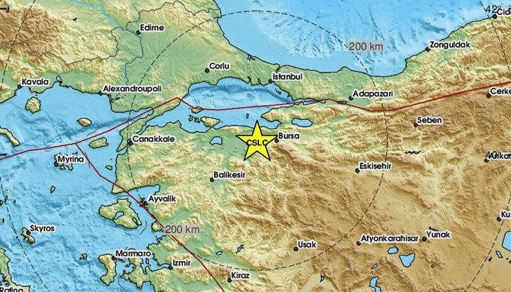 Трусът е регистриран в ранните часове на деня на 96 километра южно от Истанбул