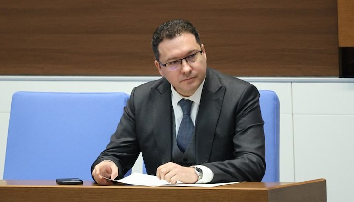 Министърът призова за общи усилия на държавата, обществото и родителите Министърът призова за общи усилия на държавата, обществото и родителите