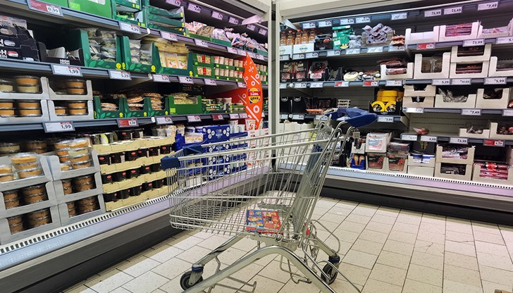 Граждани разкриват масови злоупотреби в търговските вериги Граждани разкриват масови злоупотреби в търговските вериги