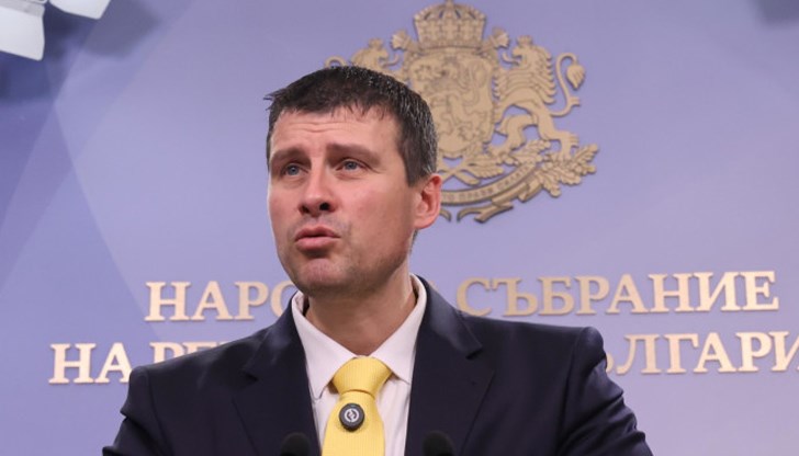 Лидерът на най-малката партия в парламента атакува зам.-председателя на ИТН Лидерът на най-малката партия в парламента атакува зам.-председателя на ИТН