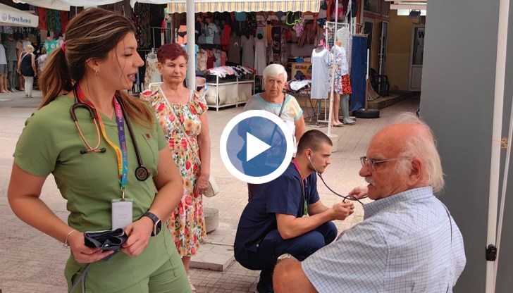 Кардиолозите препоръчват над 2 литра течности дневно и избягване на слънце по обяд