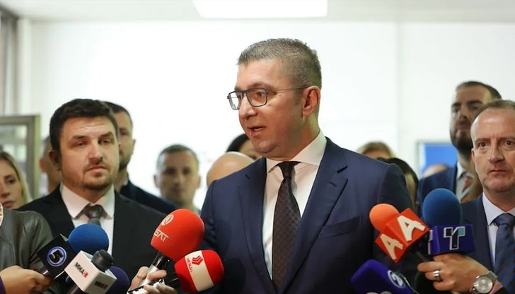 Премиерът на Северна Македония отхвърля условията за "асимилация" и настоява за ясен край на процеса Премиерът на Северна Македония отхвърля условията за "асимилация" и настоява за ясен край на процеса