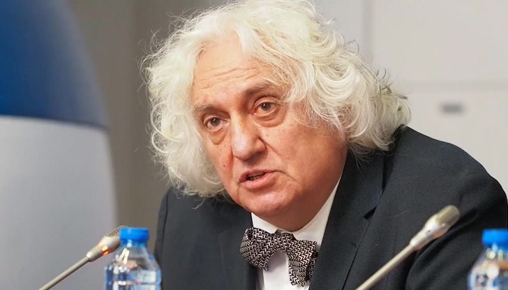 Преподавателят от СУ анализира тенденцията за премахване на ПП и ДБ