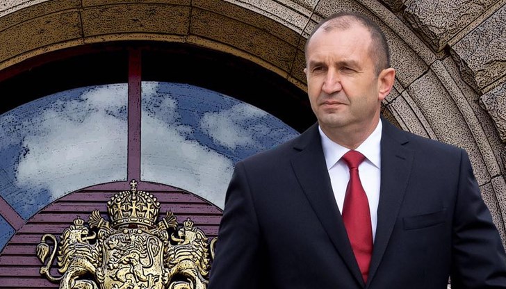 Президентът настоява за по-бърза подготовка на летателния състав