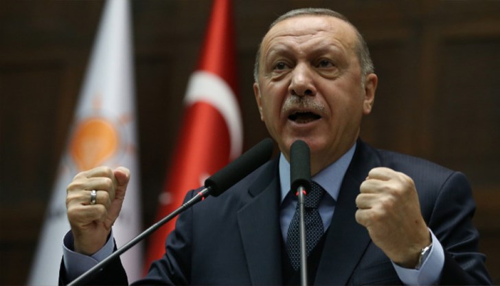 Турският президент обмисля дипломатически форум след последния кръг от преговорите между Русия и Украйна Турският президент обмисля дипломатически форум след последния кръг от преговорите между Русия и Украйна