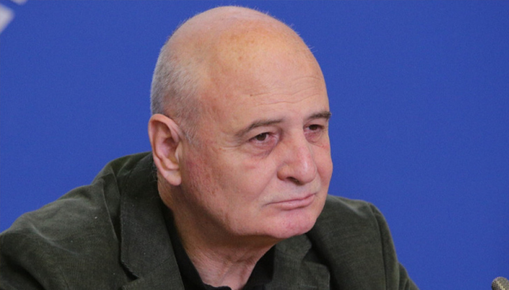 Опозицията ще внесе вот на недоверие през септември, предвиждат се