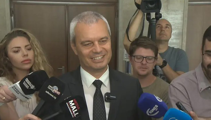 Според лидерa на Възраждане корупцията в ГЕРБ и ДПС е