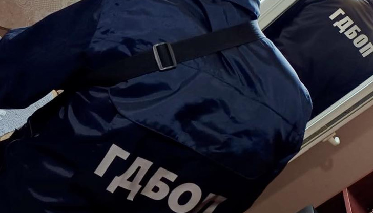 Замесен е бивш шеф от МВРСъвместна операция на Държавна агенция